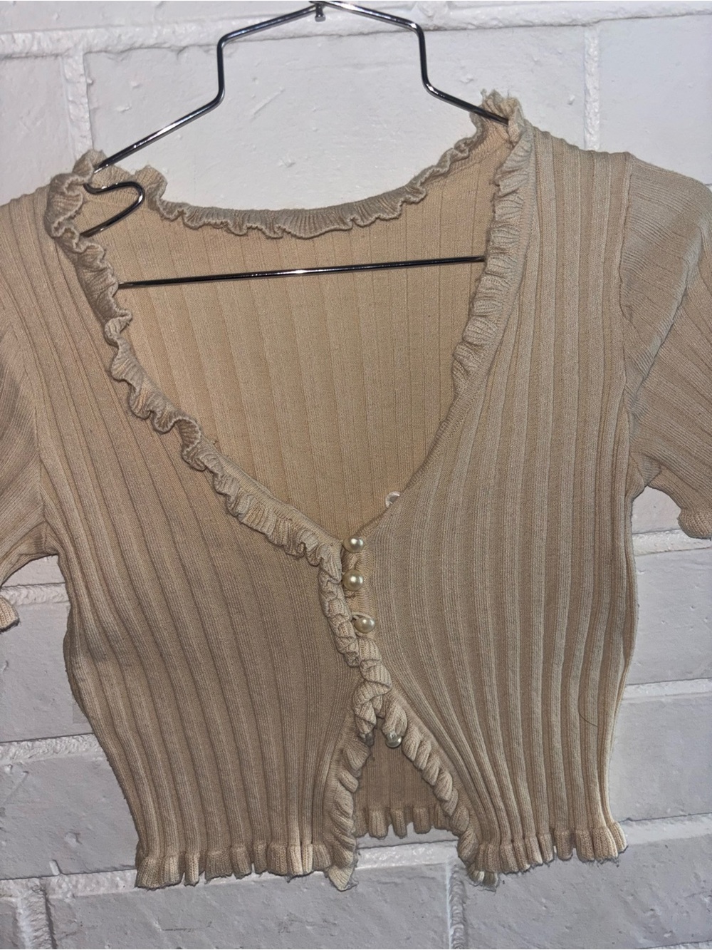 Ribbed Ruffle Button-Front Crop Top - Cream - Picture 5 of 9